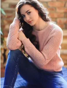 Elite escort service in Geeta Colony for home and hotel visits